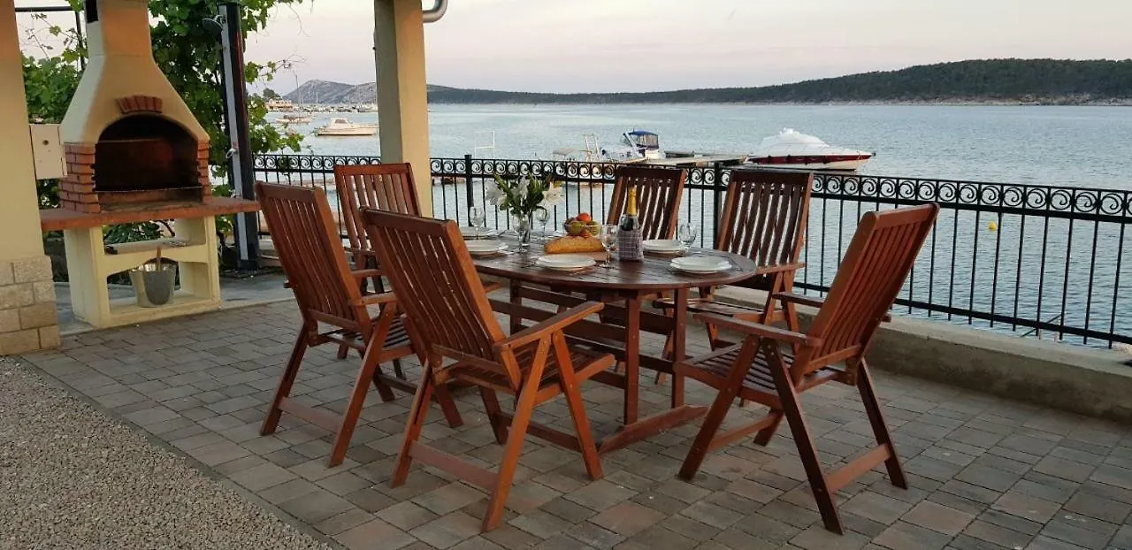Villa Riva Barbat na Rabu 0*,  Croatia